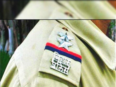 पुलिस सिर्फ एनकाउंटर ही नहीं करती है, जान भी बचाती है; पढ़ें ट्रेनी SI की  दिल छू लेने वाली कहानी - police human face when a trainee sub inspector si  save woman
