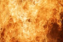 गुरुग्राम: एयर कंडीशनर के कंप्रेसर में धमाके के बाद घर में लगी आग, मिस्त्री की जलकर मौत