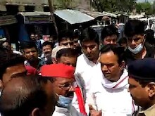 UP MLC Election: फर्रुखाबाद में सपा प्रत्याशी को भाजपाइयों ने दौड़ा-दौड़ाकर पीटा