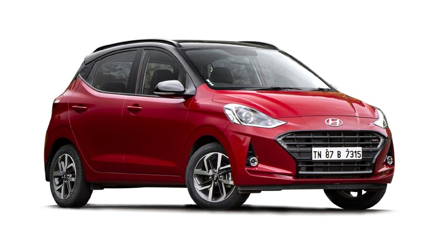  Hyundai Grand i10 Nios: हुंडई की सबसे ज्यादा बिकने वाली Grand i10 Nios का अपडेट वर्जन कंपनी ने अप्रैल 2020 में लॉन्च किया था. इस कार में कंपनी ने CNG का ऑप्शन दिया था. हुंडई ने इस कार में 1.2लीटर का इंजन दिया है जो 62 ps की पावर और 95 Nm का टॉर्क जनरेट करता है. वहीं माइलेज की बात करें तो यह कार 20.7km का माइलेज देती है और इसकी कीमत 7 लाख 07 हजार रुपये है.