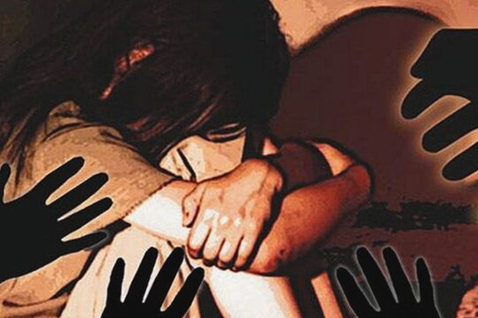 सुहागरात को मिला पत्नी के रेप का वीडियो, जानिए क्या था पति का अगला कदम..? -  honeymoon found video of wife rape husband saw and broke marriage said ab  mera tumase koe