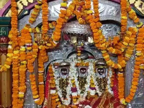 प्रभु श्री राम के पूर्वज महाराजा रघु अपनी अराध्य कुलदेवी श्री बड़ी देवकाली जी की तीनो रूपों की पूजा-अर्चना किया करते थे. फोटो- News18
