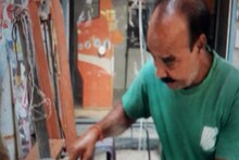 20 साल से चाय बेच रहा नेशनल चैंपियन, लालू यादव के आश्वासन के बावजूद नहीं बदले हालात