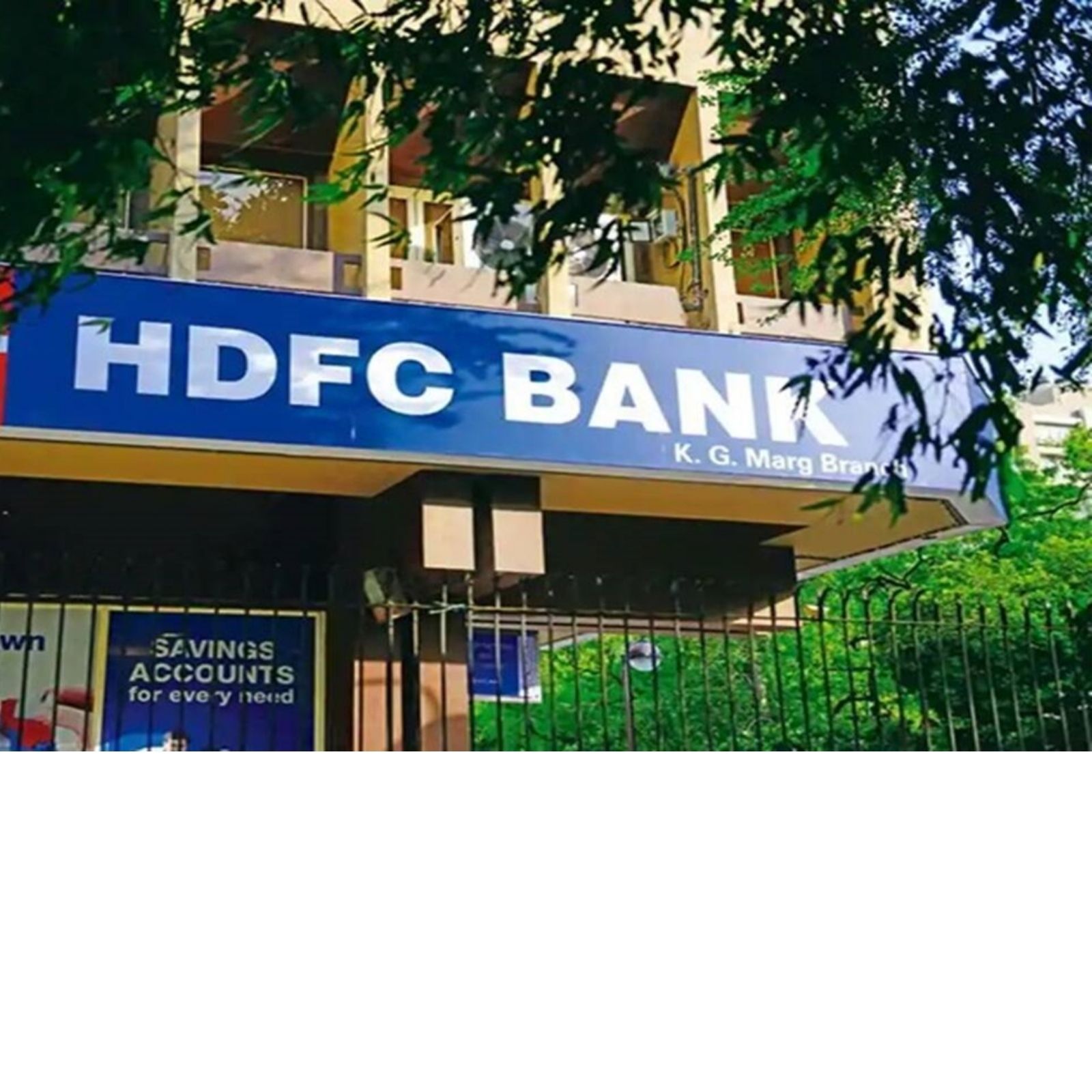 हाल ही में एचडीएफसी लिमिटेड ने एचडीएफसी बैंक में विलय की घोषणा की थीं.