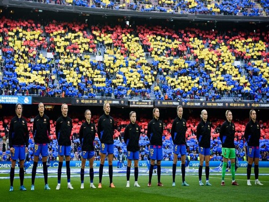 घरेलू दर्शकों के सामने बार्सिलोना की टीम (pc:FC Barcelona Femení twitter)