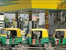CNG Price Hike : फिर बढ़े सीएनजी के दाम, एक महीने में 15 रुपये महंगी