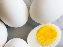 यूपी में अब तीन गुना हो जाएगा अंडे और चिकन का उत्पादन, जानें प्लान