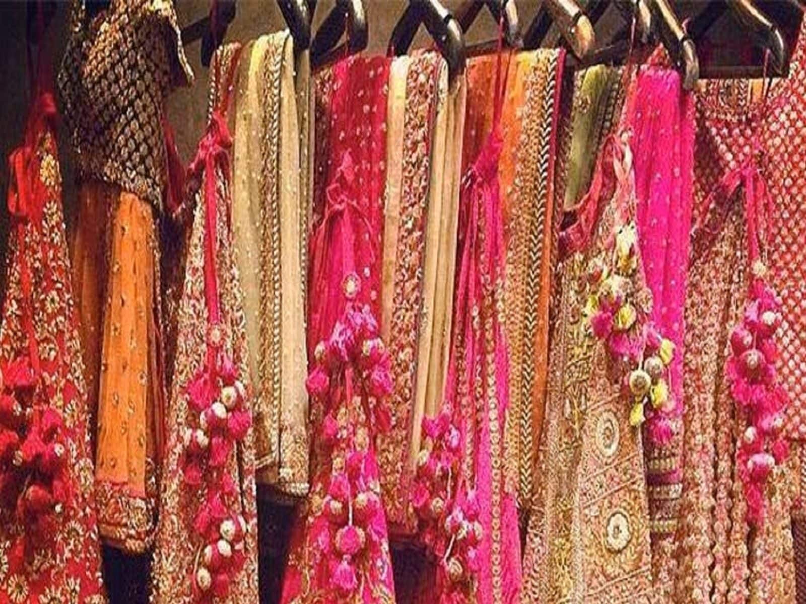 Kartika Zeenat - Lehenga - Old Delhi - Chandni Chowk - Weddingwire.in