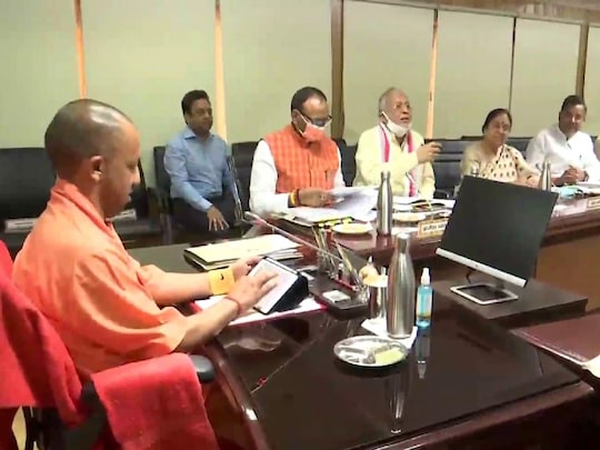 यूपी के विकास के लिए योगी सरकार की कैबिनेट में कई बड़े फैसले लिए. . (ANI Photo)