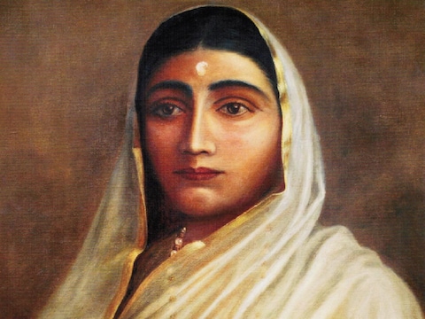 रानी अहिल्याबाई होल्कर (Ahilyabai Holkar) को अपने शासनकाल और उसके बाद से अभी तक बहुत सम्मान मिलता रहा है. (तस्वीर: Wikimedia Commons)