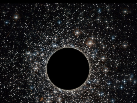 एक सुपरमासिव ब्लैक होल (Supermassive Black Hole) में इस तरह की घटना पहली  बार देखने को मिली है. (प्रतीकात्मक तस्वीर: shutterstock)
