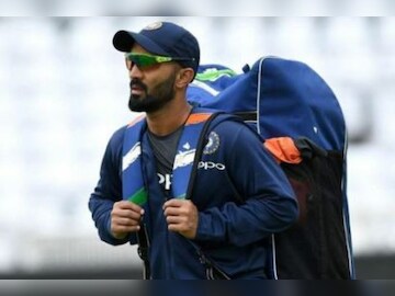 दिनेश कार्तिक की 3 साल बाद टी20 टीम में वापसी. (PIC.DK/Instagram) दिनेश कार्तिक की 3 साल बाद टी20 टीम में वापसी. (PIC.DK/Instagram)