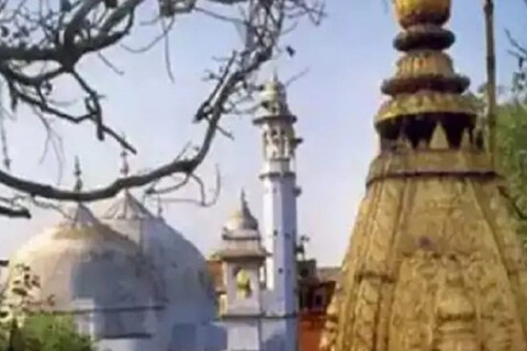 ज्ञानवापी मस्जिद के सर्वे के दौरान हिन्दू पक्ष ने वहां वजूखाने में शिवलिंग मिलने का दावा किया है. 