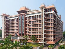 केरल हाईकोर्ट के जज ने '2017 यौन उत्पीड़न' मामले की सुनवाई से खुद को अलग किया