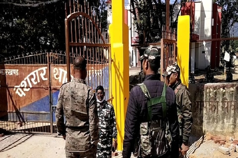 Jharkhand News: In the insurgency-affected Pesharar police station area of Lohardaga district, a case of rape of a disabled woman has come to the fore.