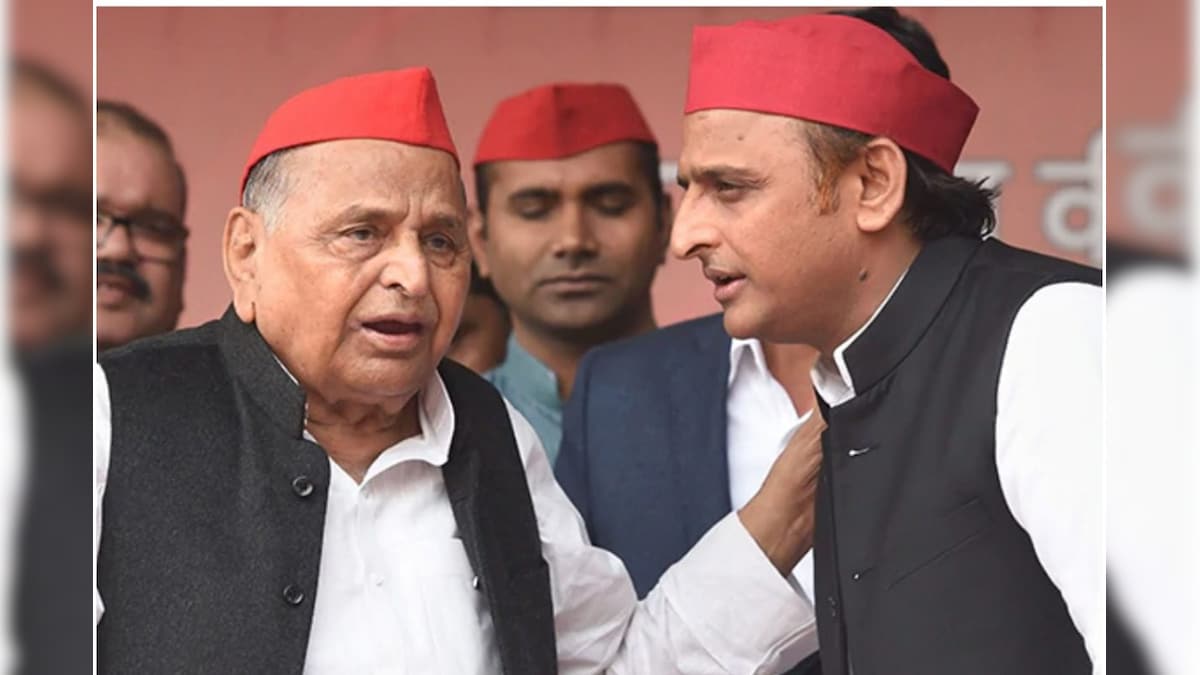 मुलायम सिंह यादव ने कार्यकर्ताओं में भरा जोश, बोले-यूपी में BJP-SP के बीच लड़ाई, 2024 की करें तैयारी - mulayam singh yadav said competition between only samajwadi party and bjp in up akhilesh yadav nodark – News18 हिंदी