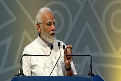 दिल्ली के प्रगति मैदान में 'भारत ड्रोन महोत्सव' के उद्घाटन के अवसर पर बोलते प्रधानमंत्री नरेंद्र मोदी. (Twitter)