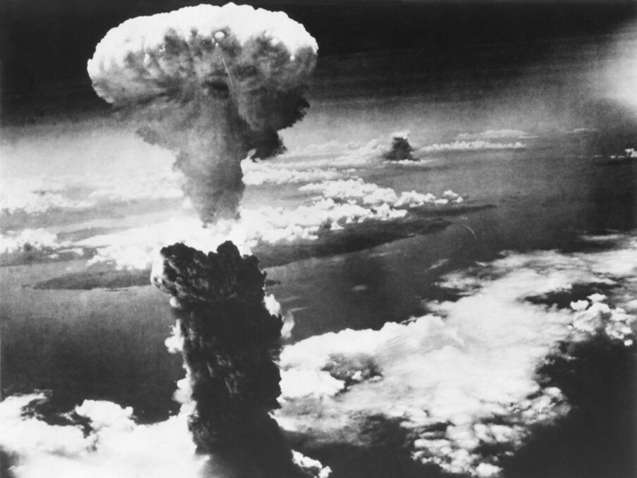  अफवाह- दूसरी अफवाह ये भी है कि इसी वक्त पर हिरोशिमा और नागासाकी पर एटम बम (Atom bomb dropped on Hiroshima and Nagasaki) गिराया गया था. असल में 11 बजकर 2 मिनट पर बम गिराया गया था ना कि 10:10 पर. (फोटो: Canva)