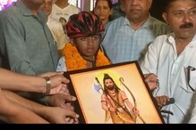 मणिपुर से मेरठ पहुंचा 10 साल का आरव, दिल्ली में होगा समापन, हुआ स्वागत मणिपुर से मेरठ पहुंचा 10 साल का आरव, दिल्ली में होगा समापन, हुआ स्वागत