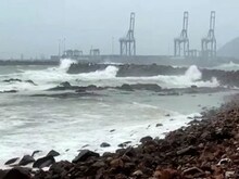 'असानी' चक्रवात रास्ता बदलकर आंध्र की तरफ बढ़ा, तेज हवाओं के साथ दी दस्तक