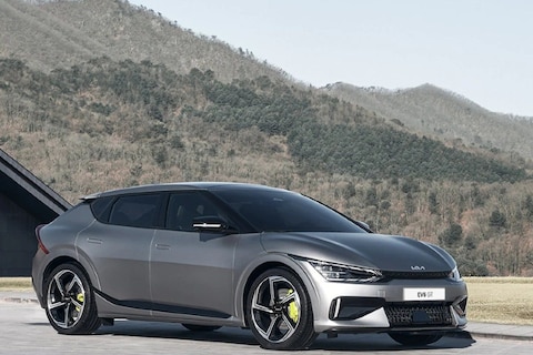 किआ EV6 की बुकिंग अगले सप्ताह शुरू होगी, सिंगल चार्ज में 528 Km चलती है ये इलेक्ट्रिक  कार - kia ev6 bookings open electric crossover car ev6 price ev6 launch  range long