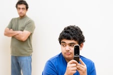 दो-तिहाई पेरेंट्स नए जमाने के करियर ऑप्शंस से अनजान!