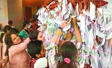 गंगा की स्वच्छता के लिए बिहार म्यूजियम में लगी विशिंग शिप, बच्ची ने लिखी मनोकामना - भाई चाहिए