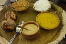 Baati Chokha:-लखनऊ के इस रेस्टोरेंट में लीजिए पूर्वांचल की मशहूर डिश बाटी चोखा के साथ गांव का आनंद