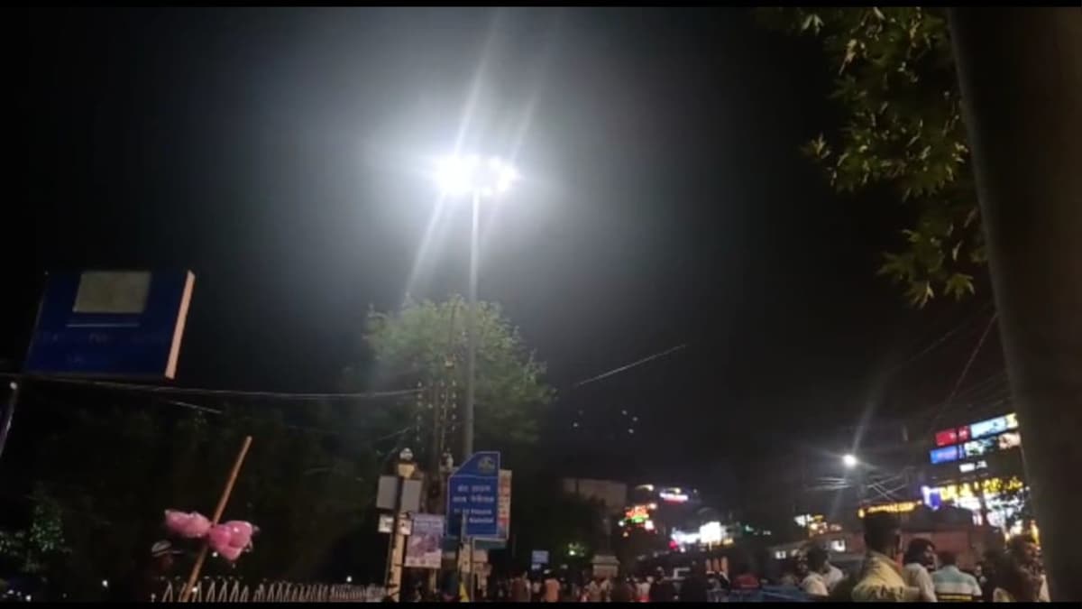 Nainital: हाई मास्क LED लाइट से फिर जगमगाई सरोवर नगरी बरसों से थीं बंद बिजली की होगी बचत