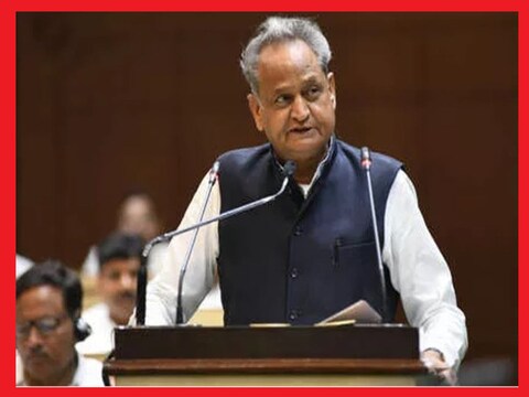 सीएम अशोक गहलोत ने ट्वीट कर बताया कि दोनों आरोपियों के दूसरे देशों में भी संपर्क होने की जानकारी सामने आई है.
