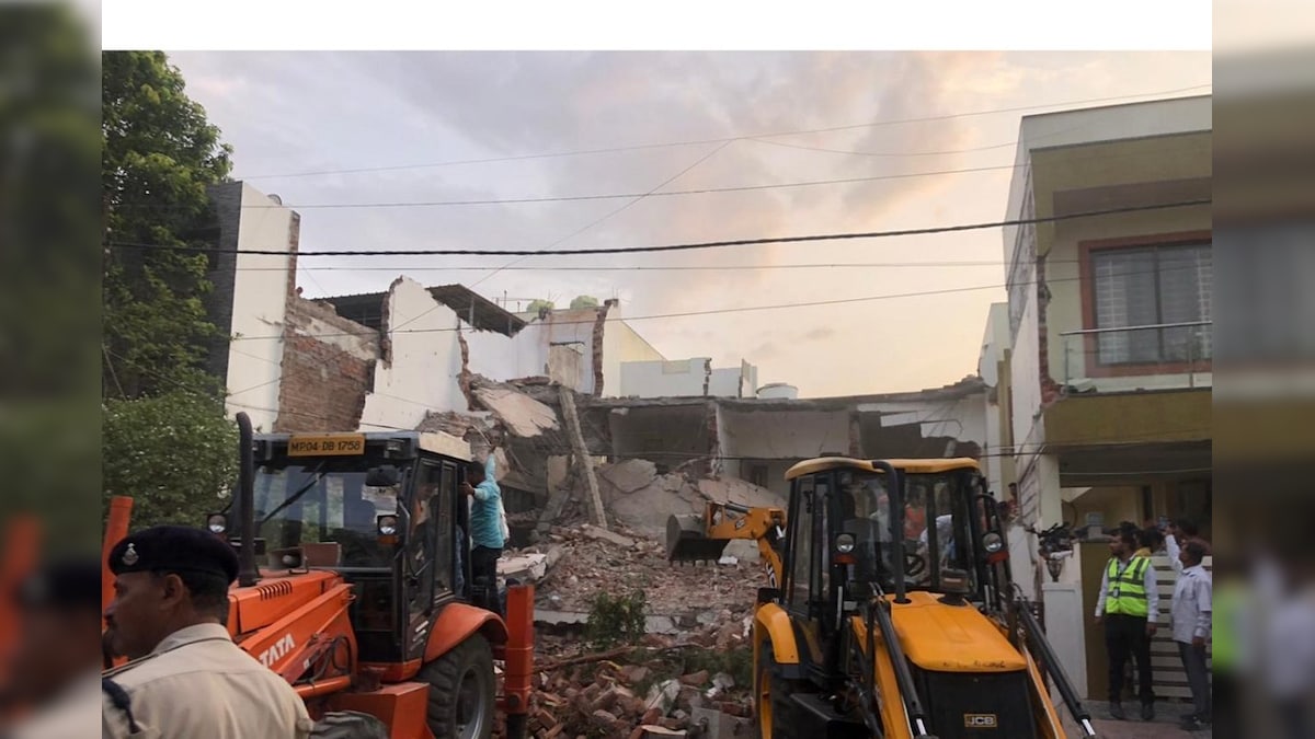 भोपाल में पुरानी इमारत गिराने के दौरान बड़ा हादसा, मलबे में दबने से एक मजदूर की मौत