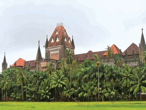 महाराष्ट्र राजनीतिक संकट को लेकर बॉम्बे हाईकोर्ट में याचिका, बागी विधायकों  पर कार्रवाई की मांग - petition in bombay high court regarding maharashtra  political crisis ...
