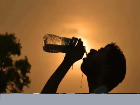 कानपुर में उमस भरी गर्मी के कारण हीट स्ट्रोक, डायरिया और किडनी फेल होने से एक बच्चे समेत कम से कम पांच लोगों की मौत हो गई. (प्रतीकात्मक)