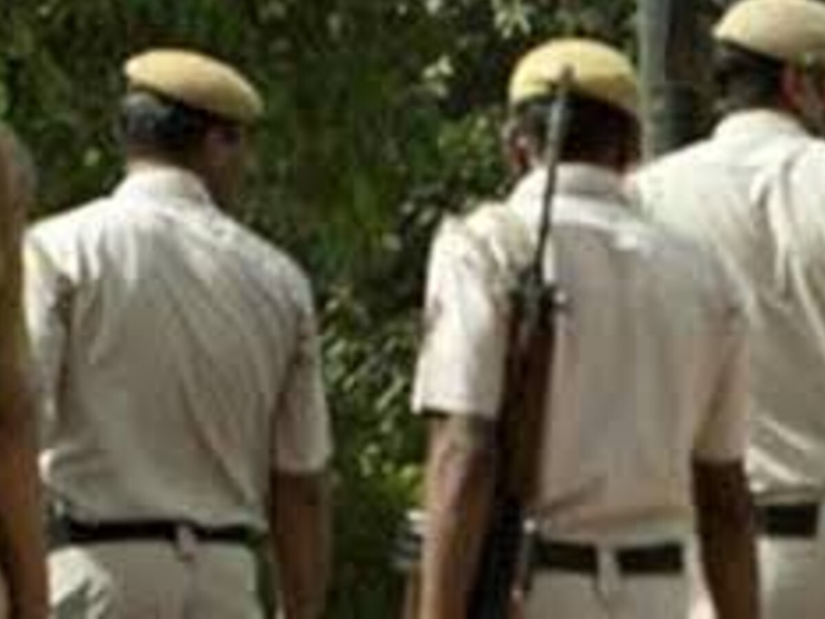 देवघर कोर्ट में हुई अमित की हत्या में पटना पुलिस का एएसआई और जवान गिरफ्तार - patna police asi and jawan arrested in amit murder case in deoghar nodaa – News18 हिंदी