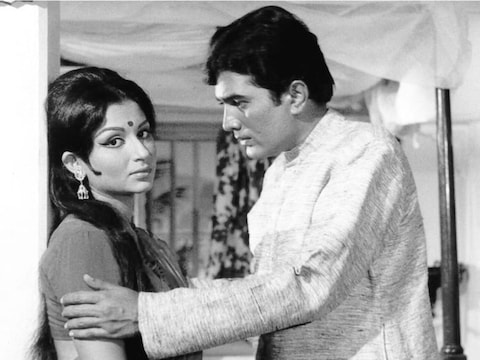 राजेश खन्ना-शर्मिला टैगोर की जोड़ी थी हिट, लेकिन सुपरस्टार की लेट-लतीफी से  हो जाती थीं परेशान - rajesh khanna sharmila tagore onscreen pair was hit  but he was used to to be