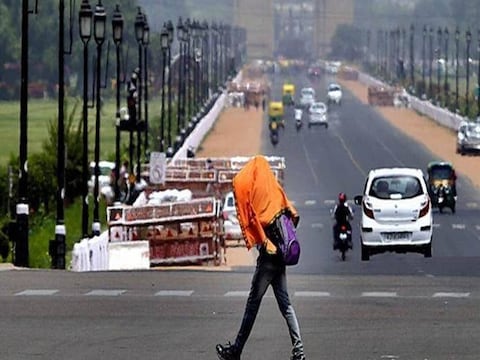 दिल्ली में एक बार फिर झुलसाती गर्मी का दौर शुरू हो गया है. (File Photo)