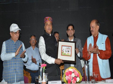एंटी ड्रग्स डे पर रविवार को शिमला में एक कार्यक्रम हुआ, जिसमें सीएम जयराम ठाकुर ने भी शिरकत की. 