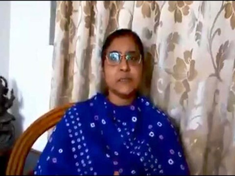 पूर्व आईपीएस की पत्नी डॉ.नूतन ठाकुर के ड्राइविंग लाइसेंस को आगरा आरटीओ ने फर्जी बताया तो इसकी शिकायत एसएसपी से की गई. फाइल फोटो