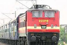 उपद्रवियों के कारण पूर्व मध्य रेलवे की तमाम ट्रेनें रविवार को रद्द, बढ़ी चौकसी