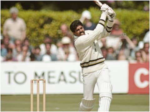 कपिल देव ने 1983 में अपनी कप्तानी में भारत को वनडे वर्ल्ड कप दिलाया था. (फोटो साभार-@BCCI)