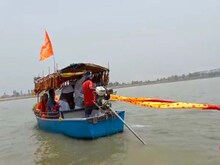 गंगा दशहरा: सरयू माता को चढ़ाई गई 600 मीटर लंबी चुनरी, घी-दूध से हुआ अभिषेक