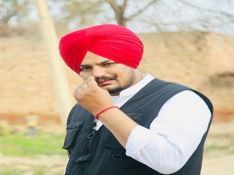 सिद्धू मूसेवाला पर गोली चलाने वाले शूटर्स की तलाश में पुलिस की एक टीम नेपाल गई है. (फाइल फोटो)