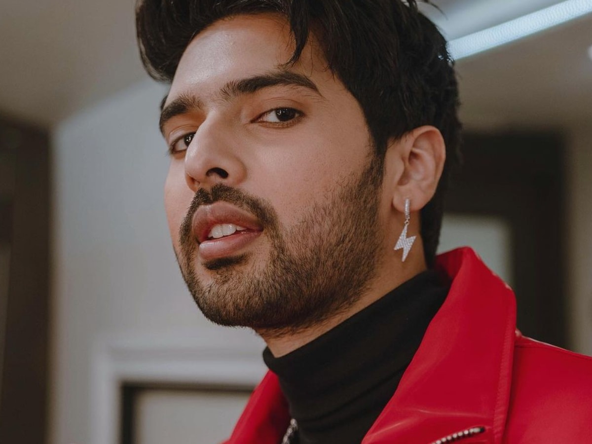 Armaan Malik curious if social distancing is possible during a concert –  India TV