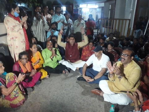 Bhopal News: नगरीय निकाय चुनाव से ठीक पहले बीजेपी ने भोपाल के एमपी नगर थाने मे हंगामा किया. 