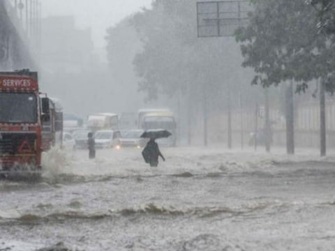 महाराष्ट्र, गोवा समेत इन राज्यों में भारी बारिश की चेतावनी, अगले 5 दिन  होंगे भारी, IMD ने जारी किया अलर्ट - heavy rainfall warning in maharashtra  goa and other states imd issued