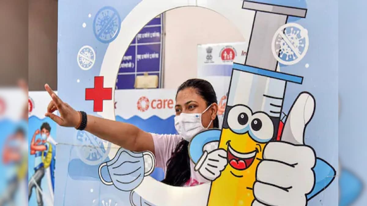 भारत की 200 करोड़ टीकाकरण की यात्रा- 7-चरण 18 महीने और PM मोदी का रणनीतिक नेतृत्व