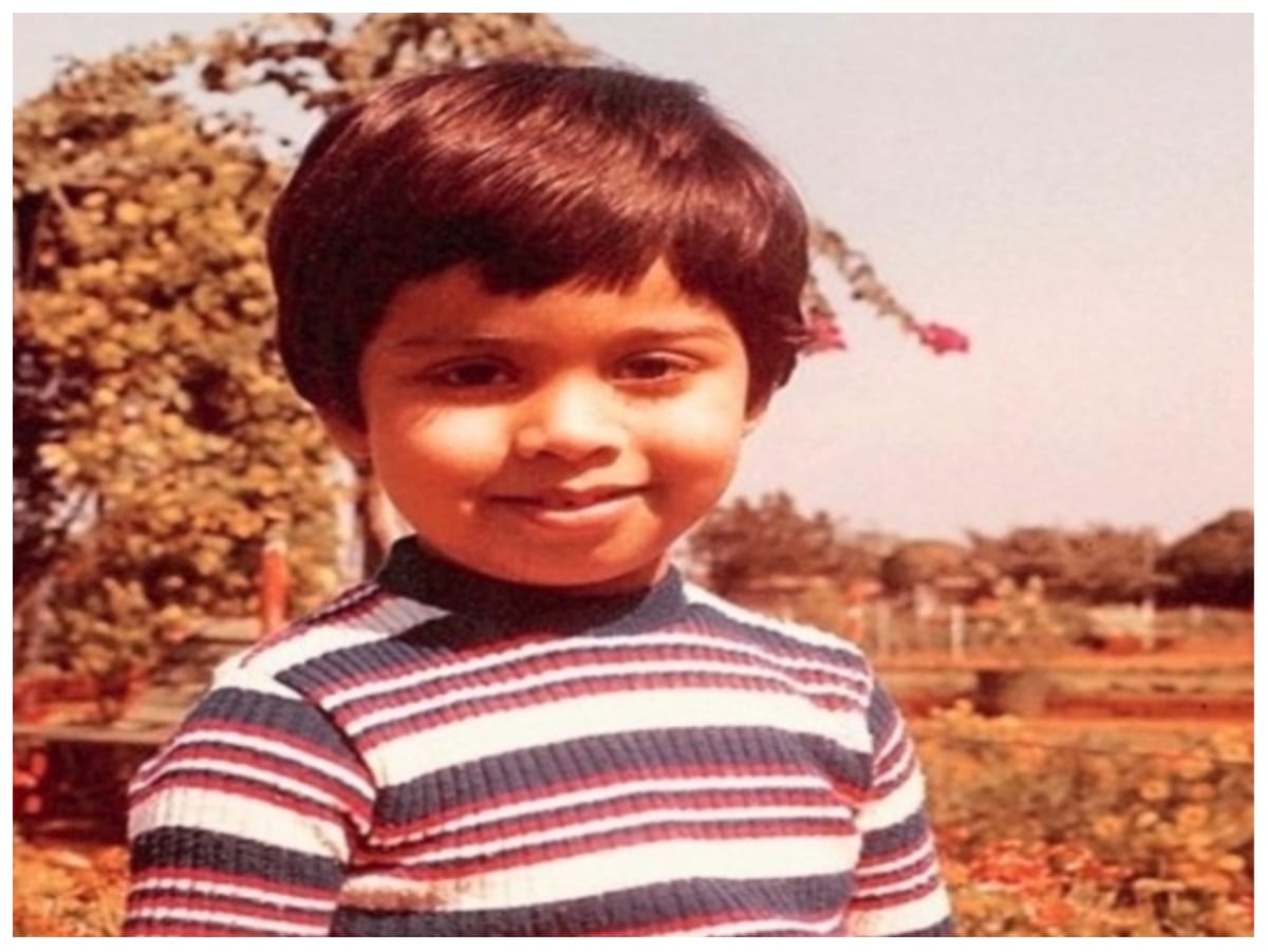 Celeb Education: बचपन में इस वजह से परेशान रहे करण जौहर, जानें उनकी