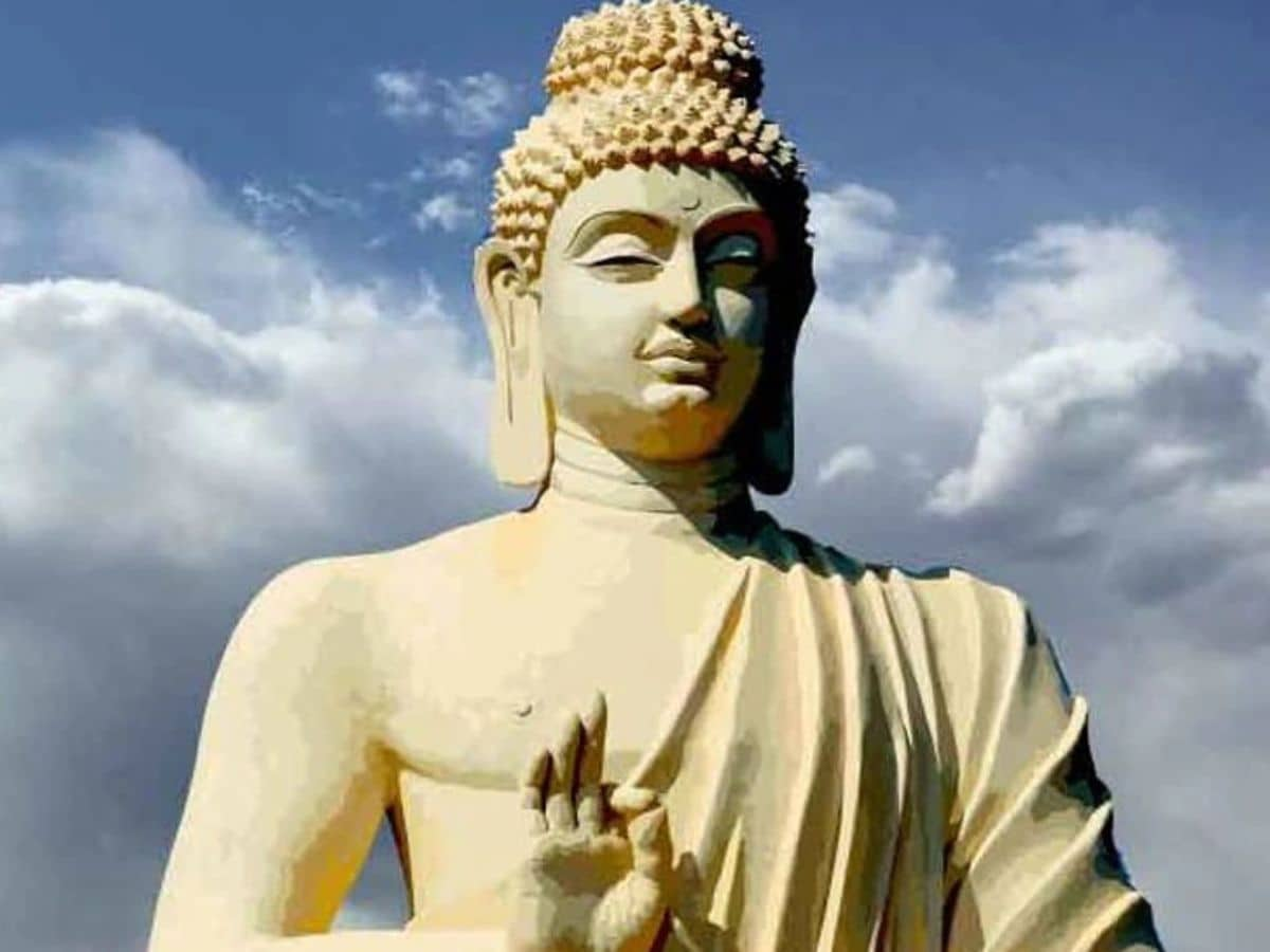 10-gautam-buddha