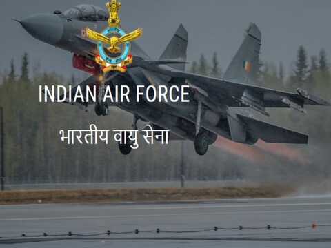 दिसंबर 2021 में अनन्या को फाइटर पायलट के रूप में कमीशन किया गया. सोशल मीडिया पर पिता-पुत्री की इस जोड़ी को लोग प्रेरणा बता रहे हैं. 