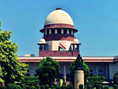 टीवी न्यूज एंकर रोहित रंजन को सुप्रीम कोर्ट की तरफ से बड़ी राहत मिली है.